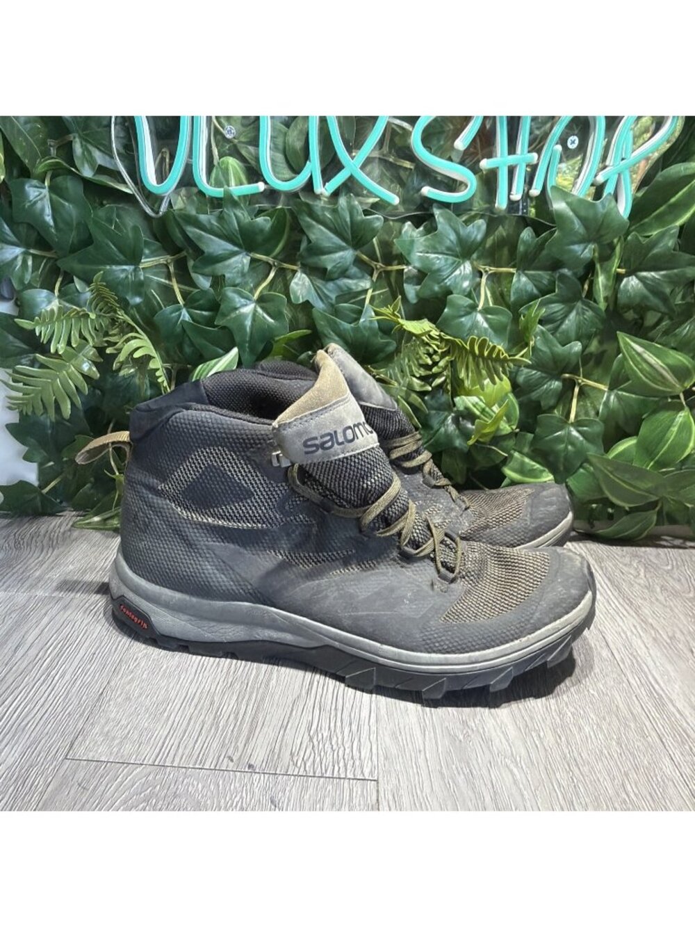 SALOMON Outline Mid GTX Hiking GoreTex Waterproof Boots 404763 Men’s Size 11